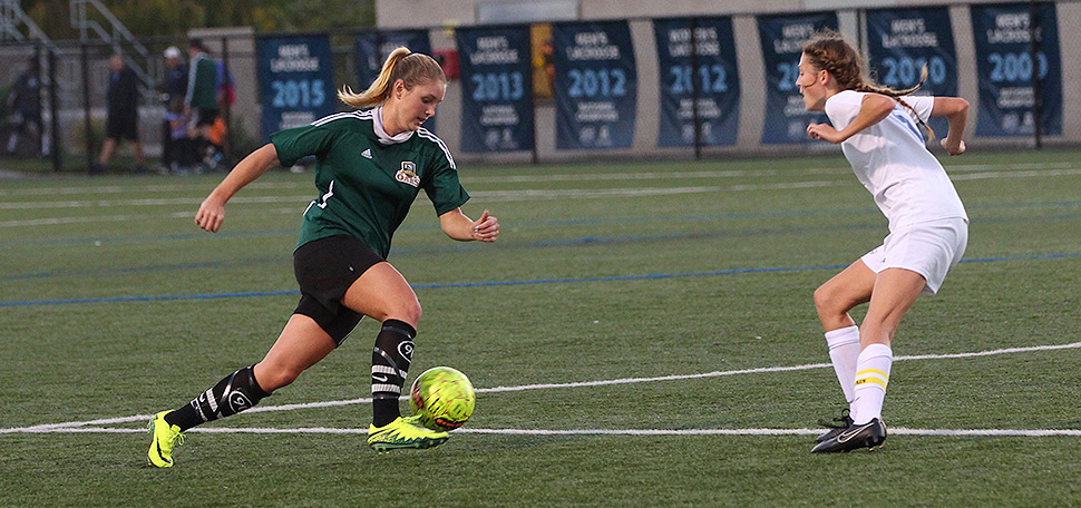 Women's Soccer Win the Queen of the Hill Cup